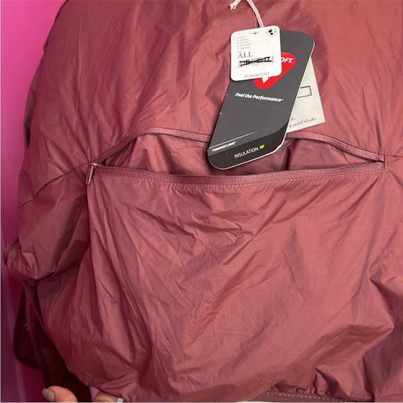 FP Movement Chill Out PrimaLoft Poncho Quilted Puffer Vest NWT One size - Picture 11 of 13